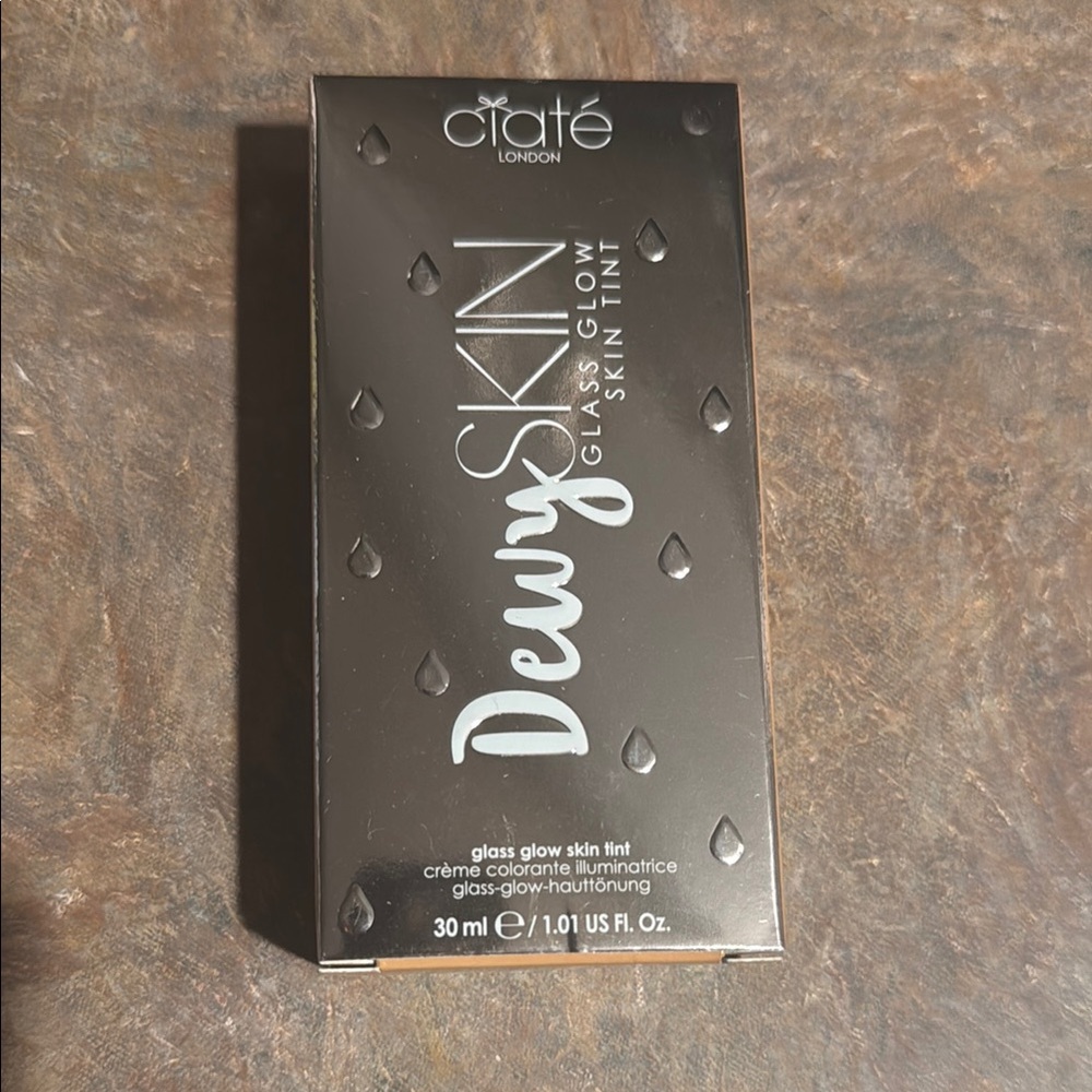 Ciaté London Dewy Skin Glass Glow Tint